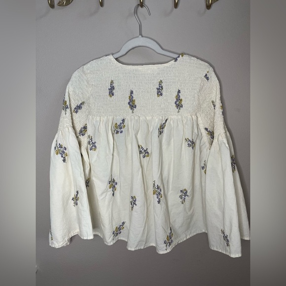 &Merci Cream Floral Blouse - Picture 2 of 6